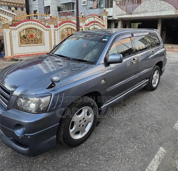 Toyota Kluger 2005 Gray