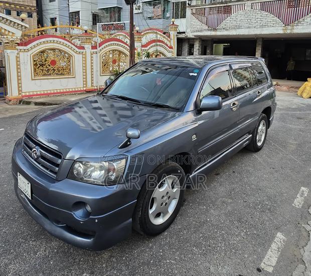 Toyota Kluger 2005 Gray
