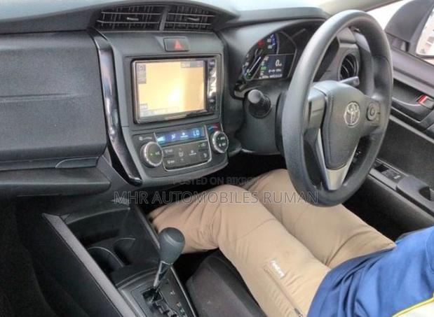 Toyota Axio 2021 White