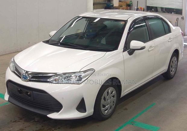 Toyota Axio 2021 White