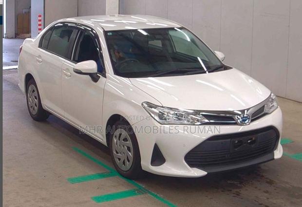 Toyota Axio 2021 White