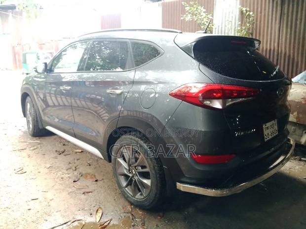 Hyundai Tucson Limited AWD 2017 Gray