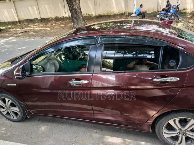 Honda Grace 2020 Red