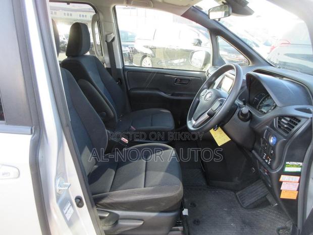 Toyota Noah 1.8 FWD Hybrid (7 Seater) 2021 Silver