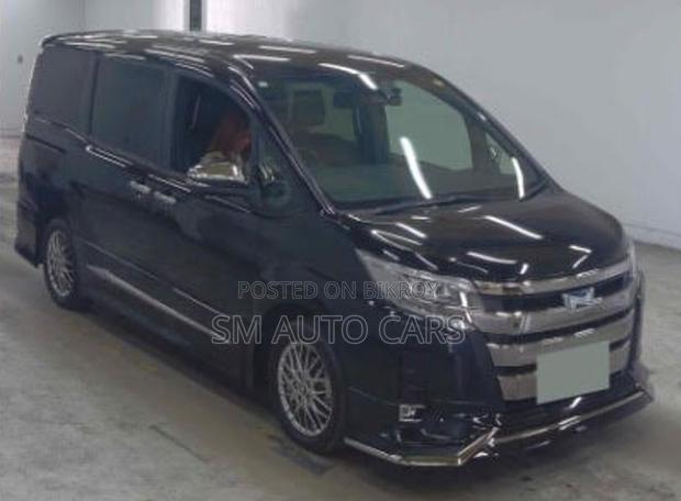 Toyota Noah 2021 Black