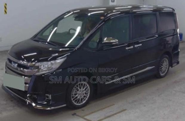 Toyota Noah 2021 Black