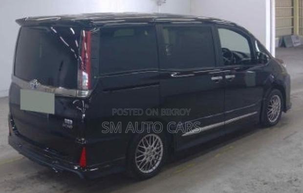 Toyota Noah 2021 Black