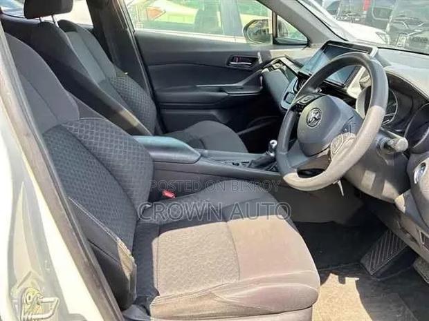 Toyota C-Hr 2021 Pearl