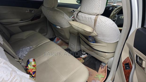 Toyota Premio 2015 Pearl