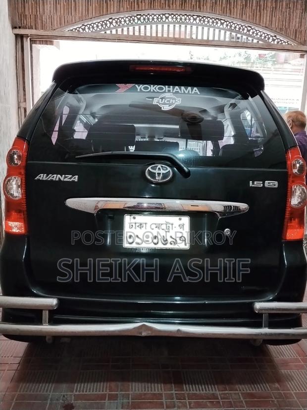 Toyota Avanza 2010 Black