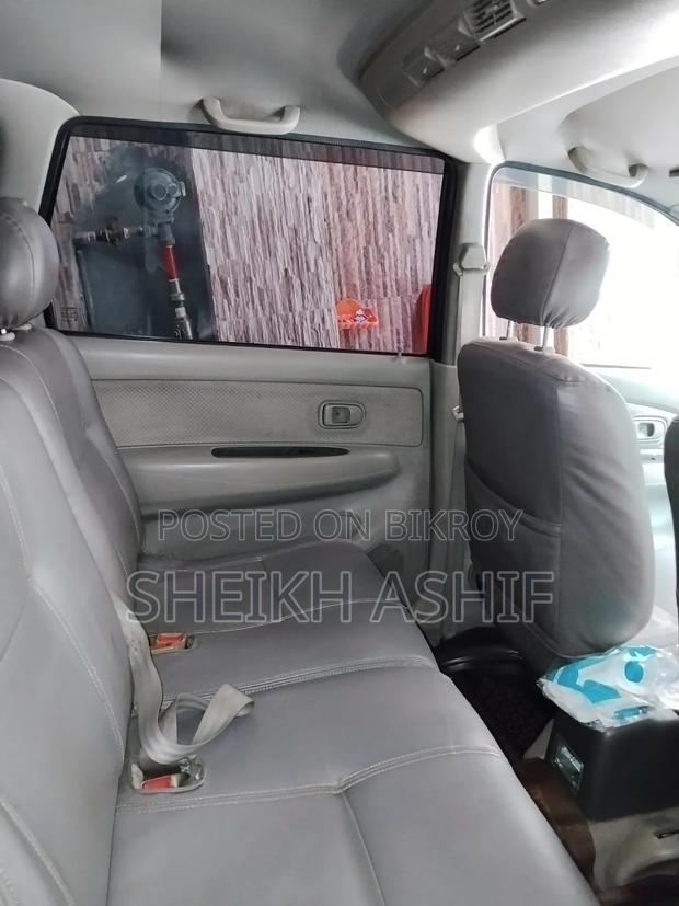 Toyota Avanza 2010 Black