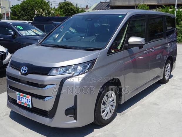 Toyota Noah 2022 Gray