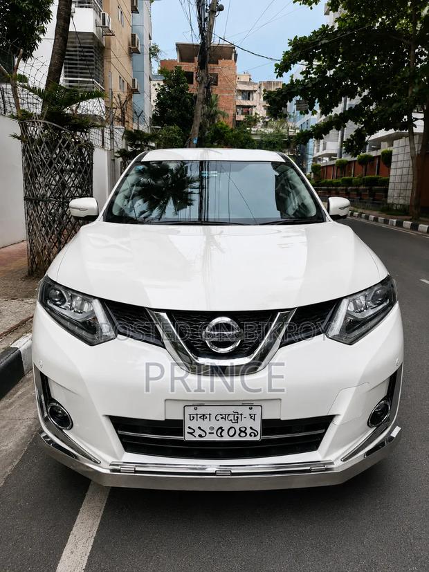 Nissan X-Trail 2016 White