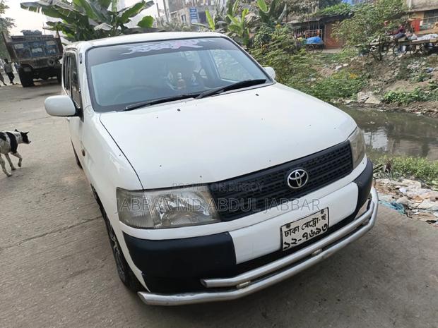 Toyota Probox 2004 White