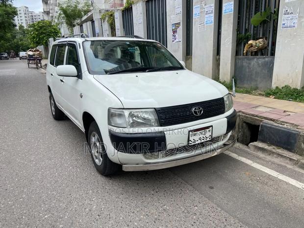 Toyota Probox 2002 White