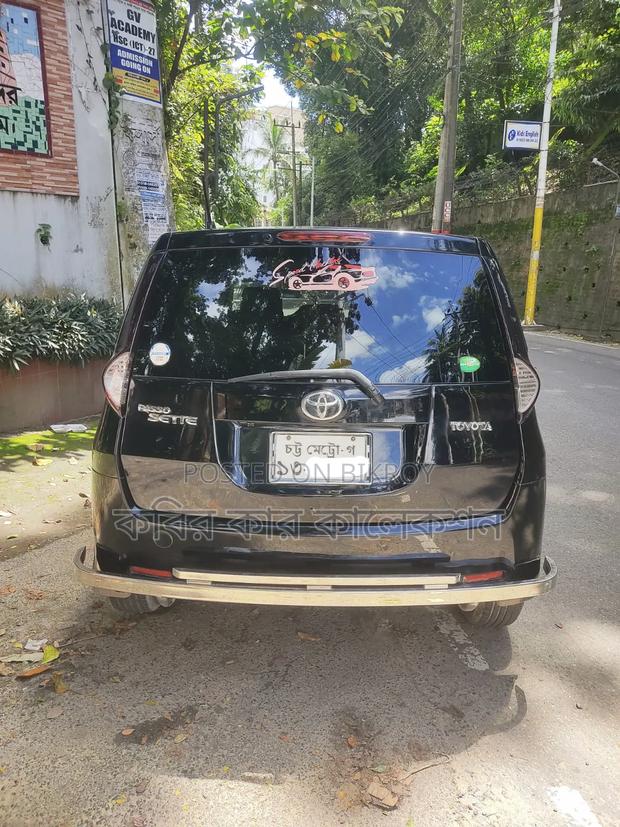 Toyota Passo Sette 2011 Black
