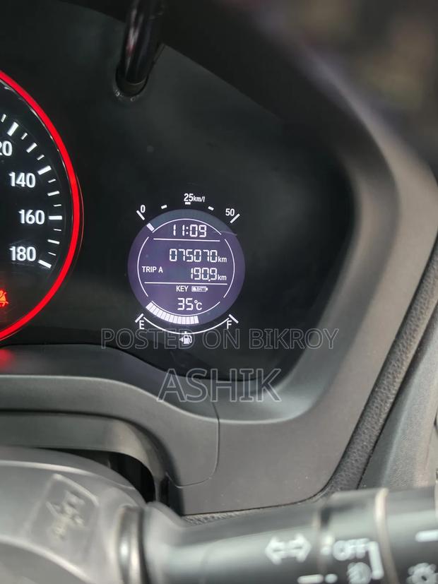 Honda Vezel 2024 Pearl