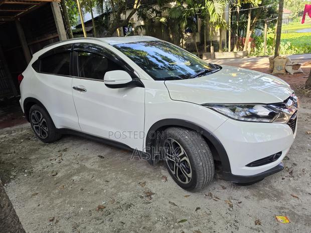 Honda Vezel 2024 Pearl