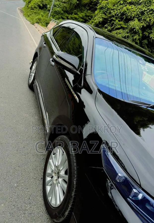 Toyota Harrier 2.0 2017 Black