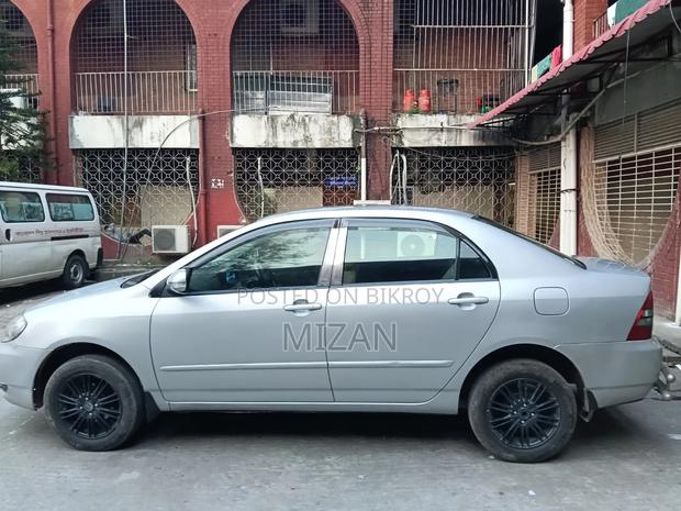 Toyota Corolla 2004 Silver