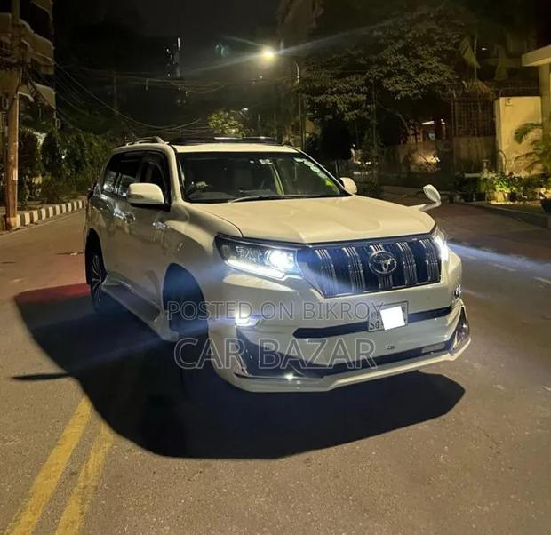 Toyota Land Cruiser Prado 2.7 I 2013 Pearl