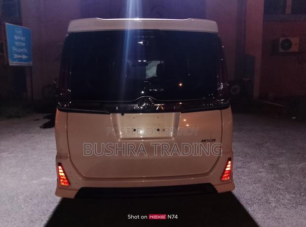 Toyota Noah 2.0 FWD (7 Seater) 2021 Pearl