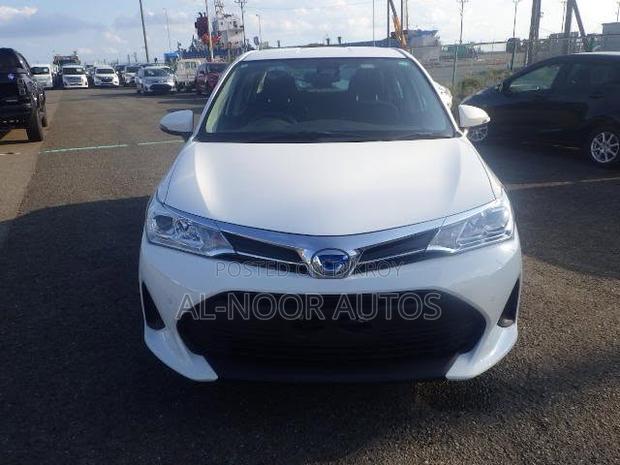 Toyota Axio 2021 White