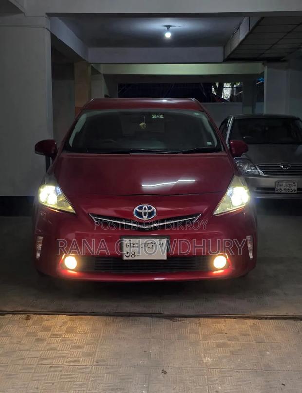 New Toyota Prius 2013 Red