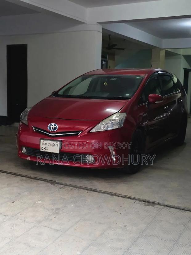 New Toyota Prius 2013 Red
