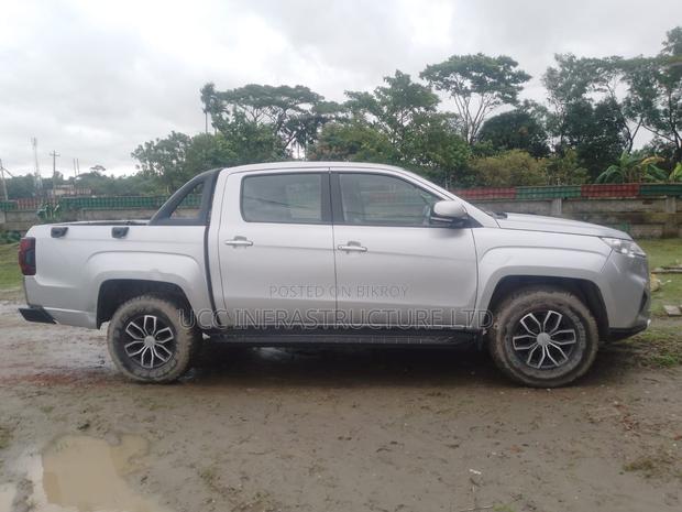 JMC Vigus 2022 Silver