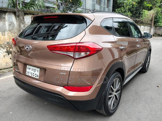 Hyundai Tucson Sport AWD 2016 Brown