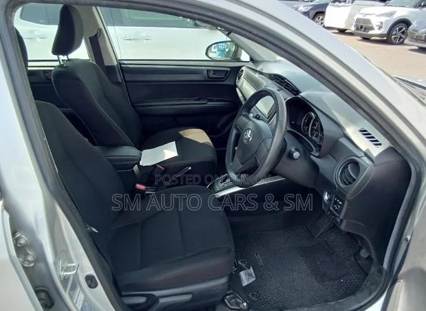 Toyota Corolla Fielder 1.5 Petrol FWD 2021 Silver