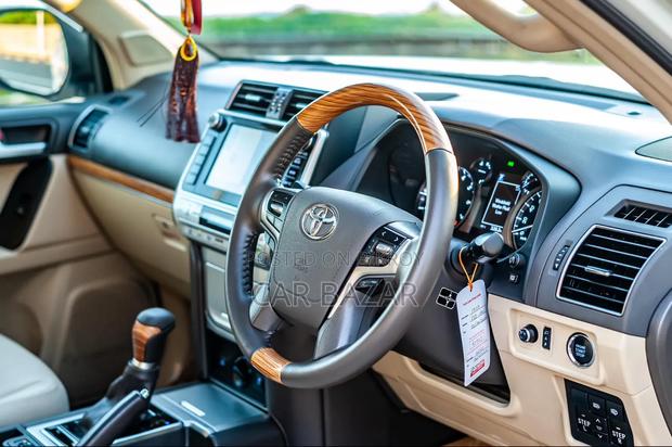 Toyota Land Cruiser Prado 2.7 2018 Pearl