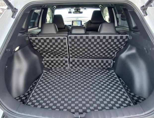 Toyota Corolla Cross 2023 Pearl