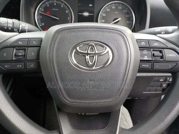 Toyota Noah 2022 Pearl