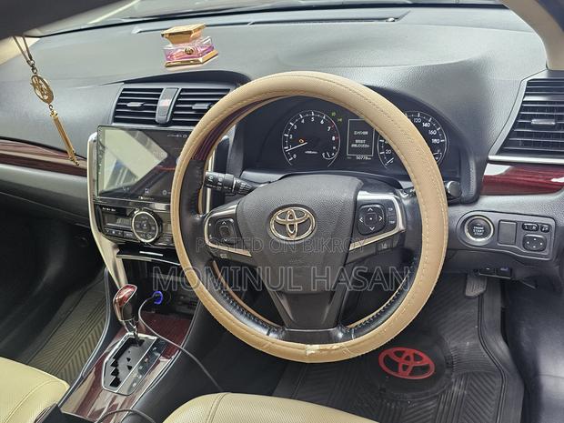Toyota Premio 2021 Red