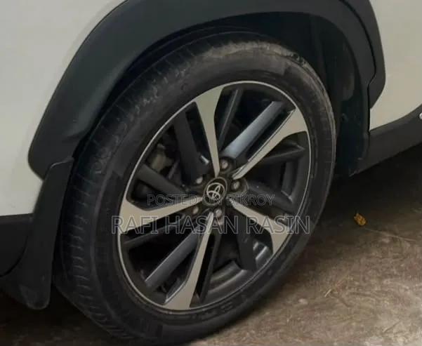 Toyota Corolla Cross 2021 Pearl