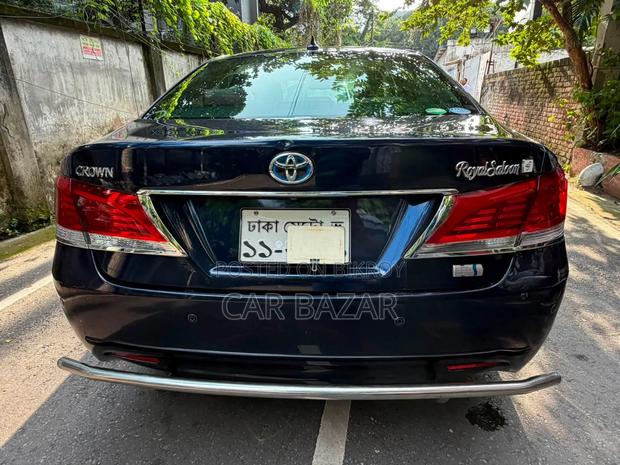 Toyota Crown 2014 Blue