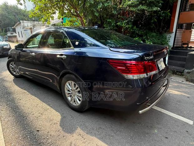 Toyota Crown 2014 Blue
