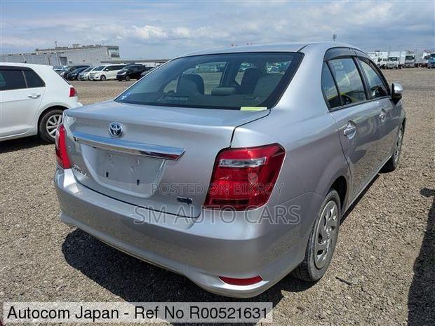 Toyota Axio 2021 Silver