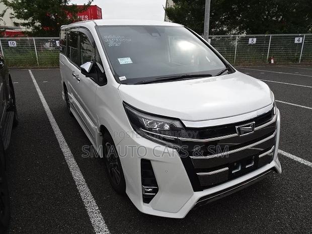 Toyota Noah 2021 Pearl