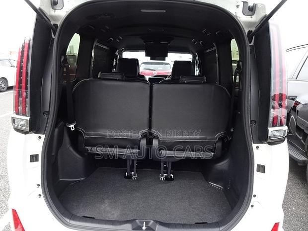 Toyota Noah 2021 Pearl