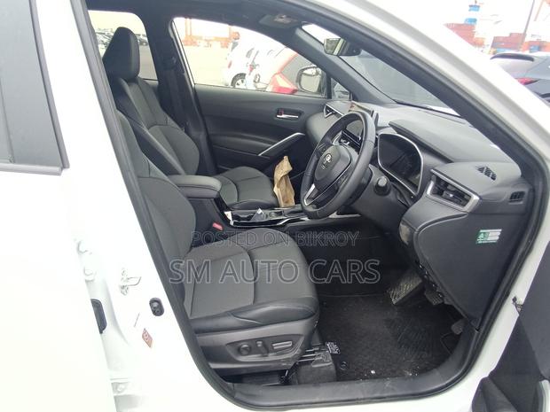 Toyota Corolla Cross 2024 Pearl