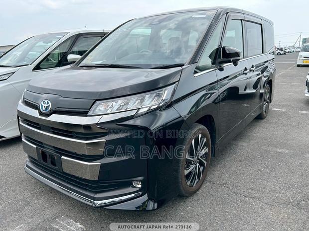 Toyota Noah 2022 Black