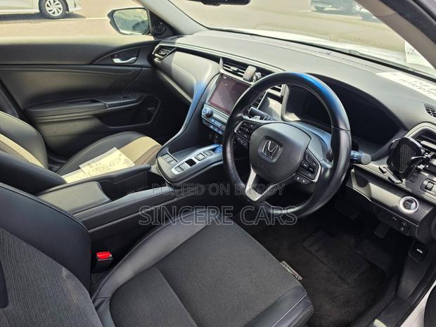 Honda Insight 2021 Pearl