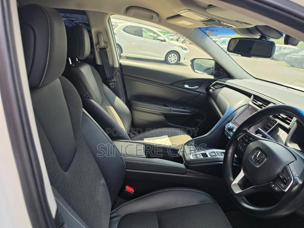 Honda Insight 2021 Pearl
