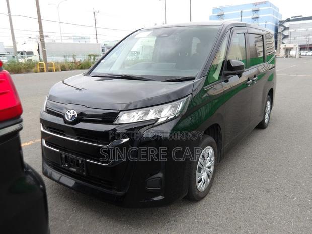 Toyota Noah 2023 Black