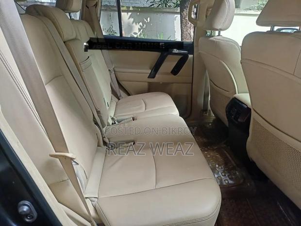 Toyota Land Cruiser Prado 2012 Black