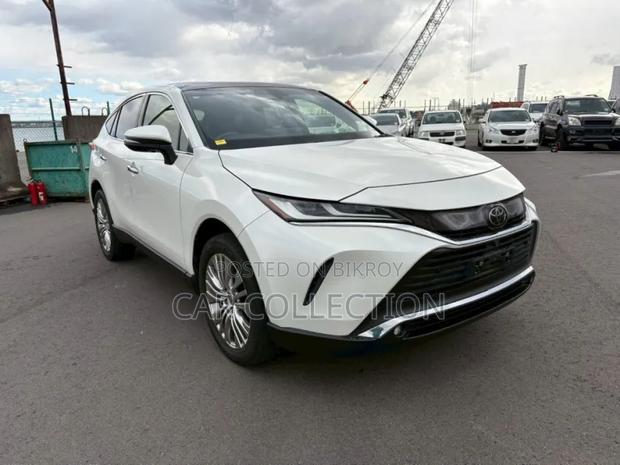 Toyota Harrier 2021 Pearl