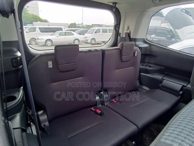 Toyota Noah 2022 Pearl